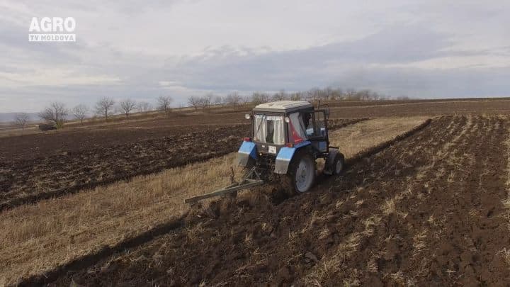 Motorina, mai ieftină pentru agricultori