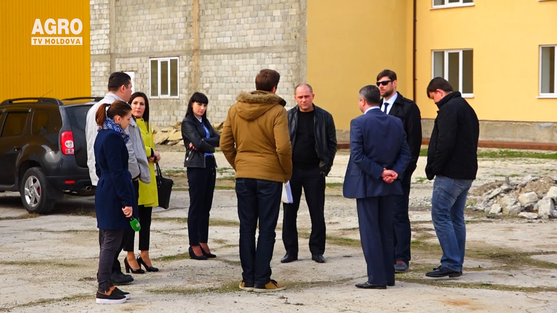Tinerii încurajați să deschidă o afacere