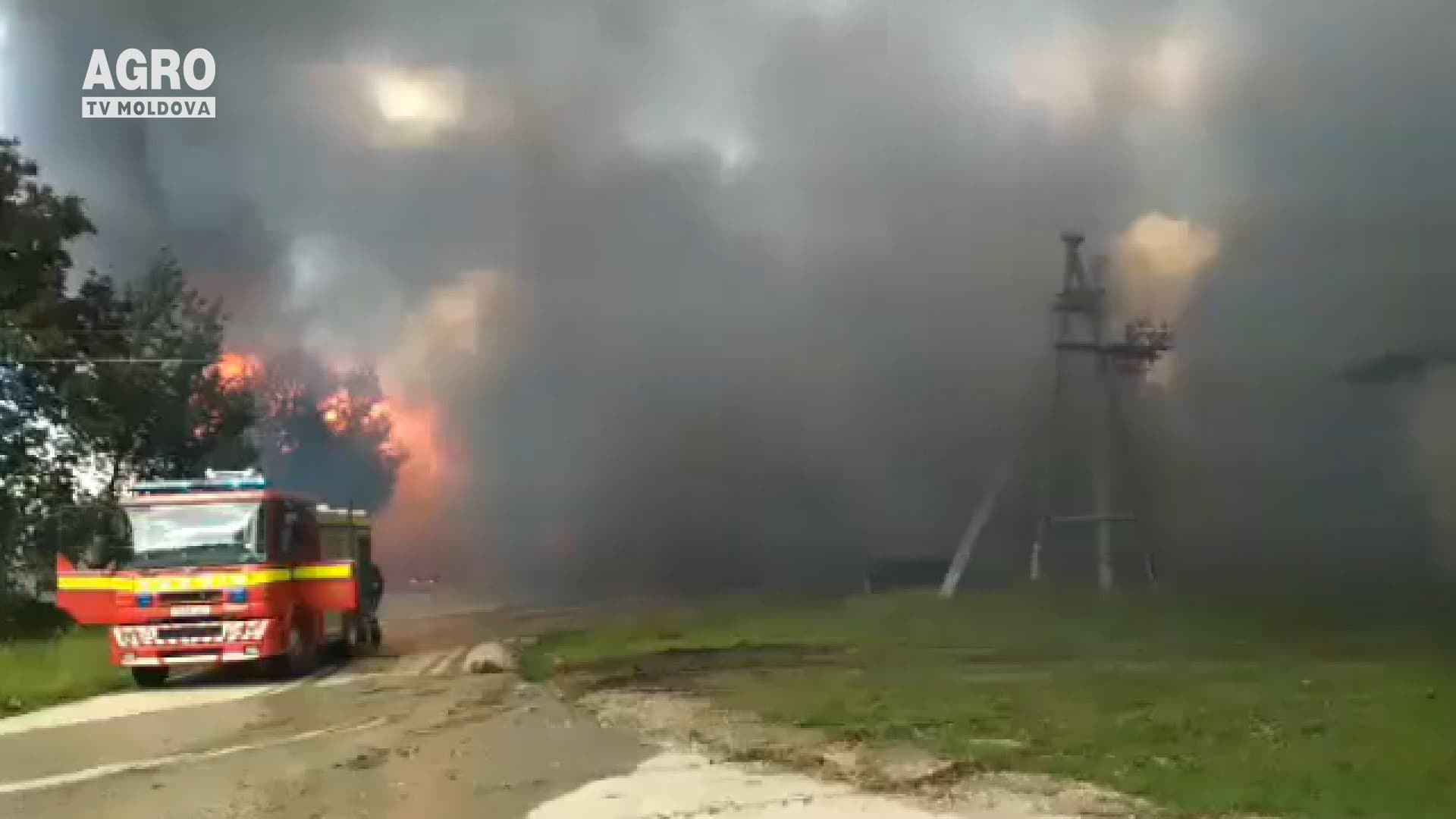 Incendiu la o construcție frigorifică