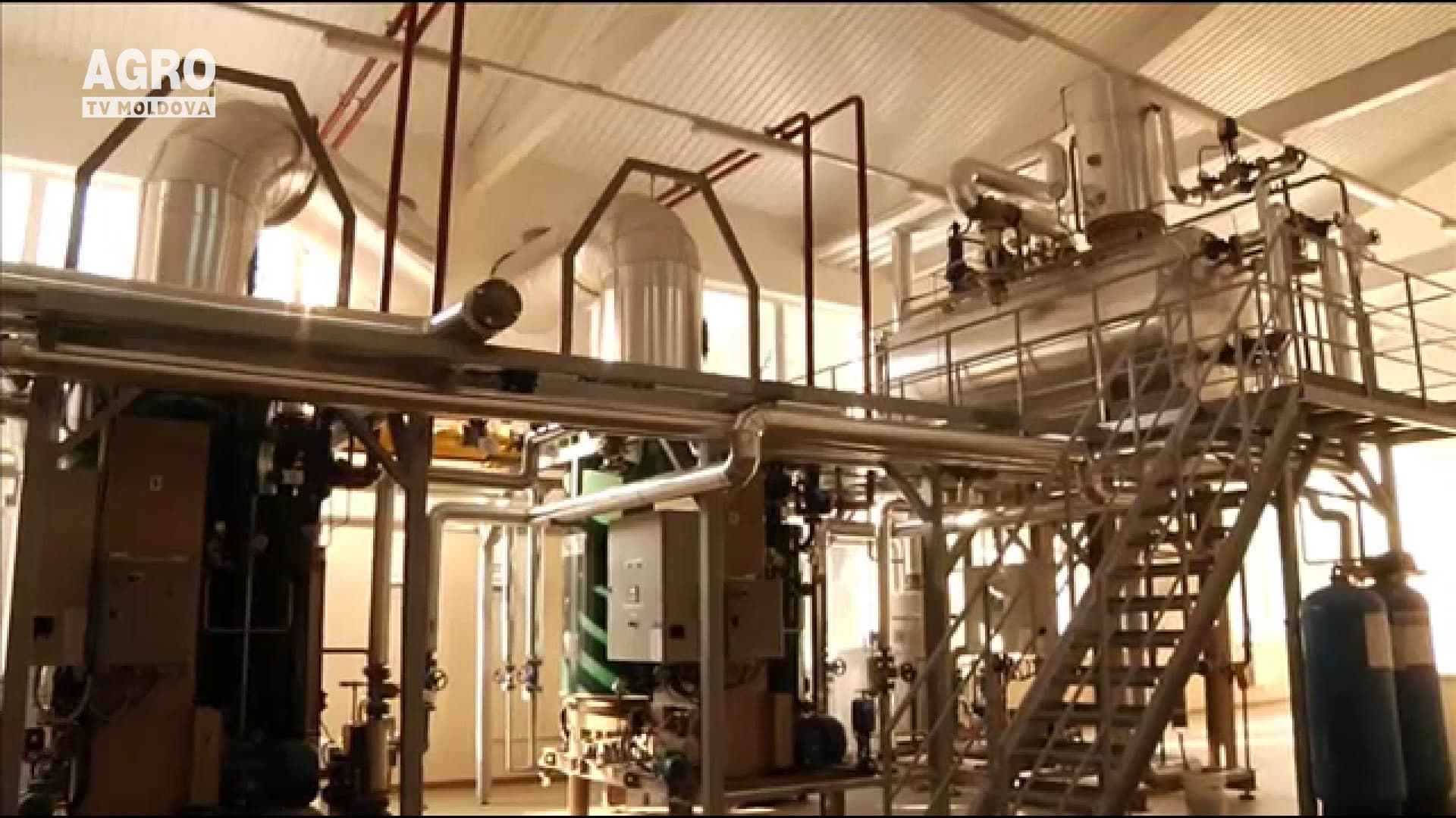 Producția industrială a scăzut simțitor