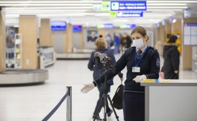 Moldovenii pot zbura în Franța