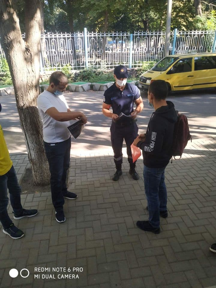 Ai grijă, oprește răspândirea COVID-19, salvează vieți