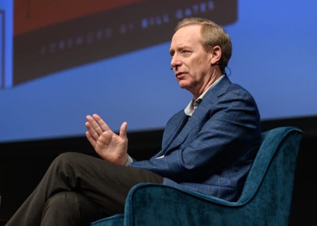 Microsoft: hackerii ruși și nord-coreeni atacă dezvoltatorii de vaccinuri COVID-19