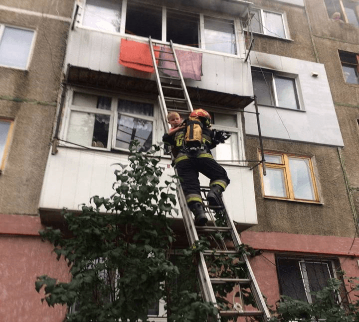 Ne salvează în orice împrejurare