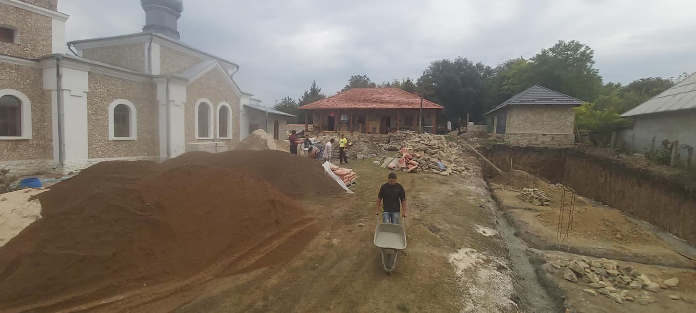 Împreună construim o casă pentru copii orfani!