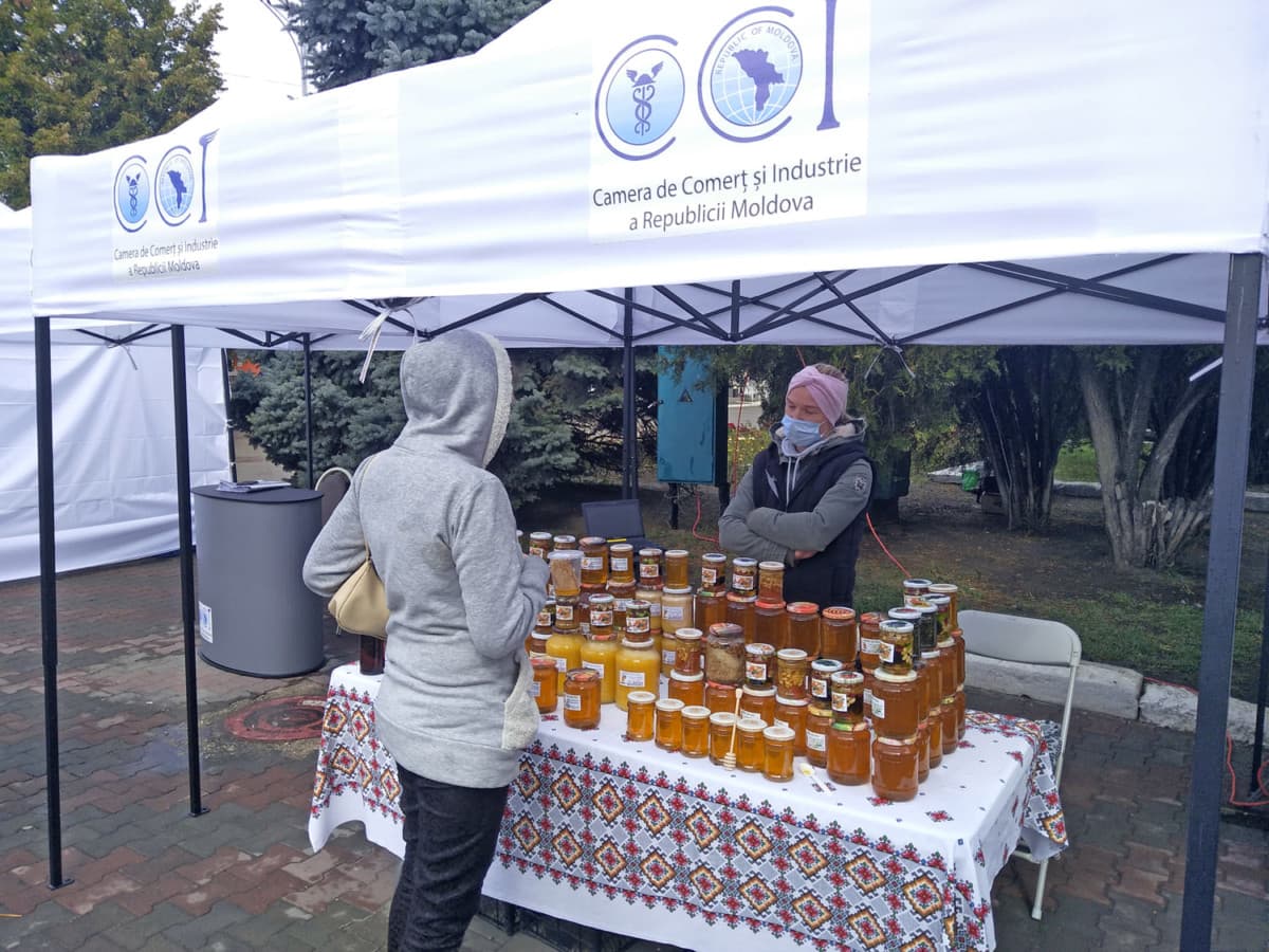 Târg cu produse autohtone, la Bălți / FOTO