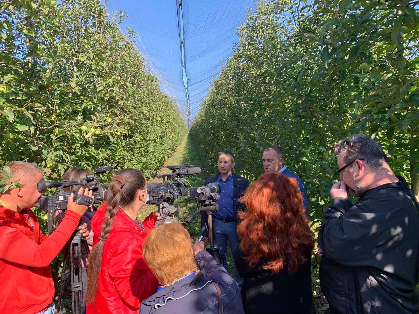 Tururi virtuale și în livezile din Transnistria