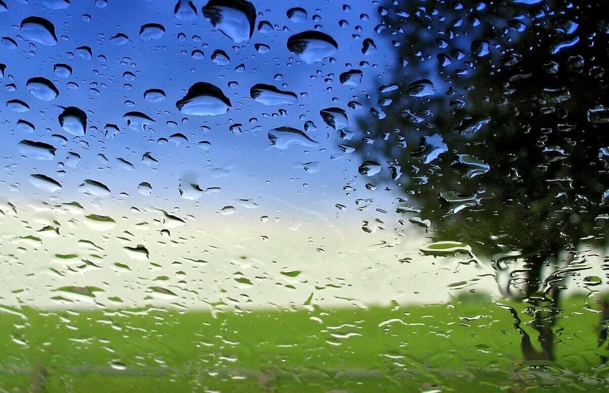 Ploi de scurtă durată, prognozează meteorologii