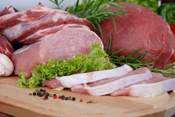Polonia reduce TVA la alimente şi îngrăşăminte pentru a combate inflaţia