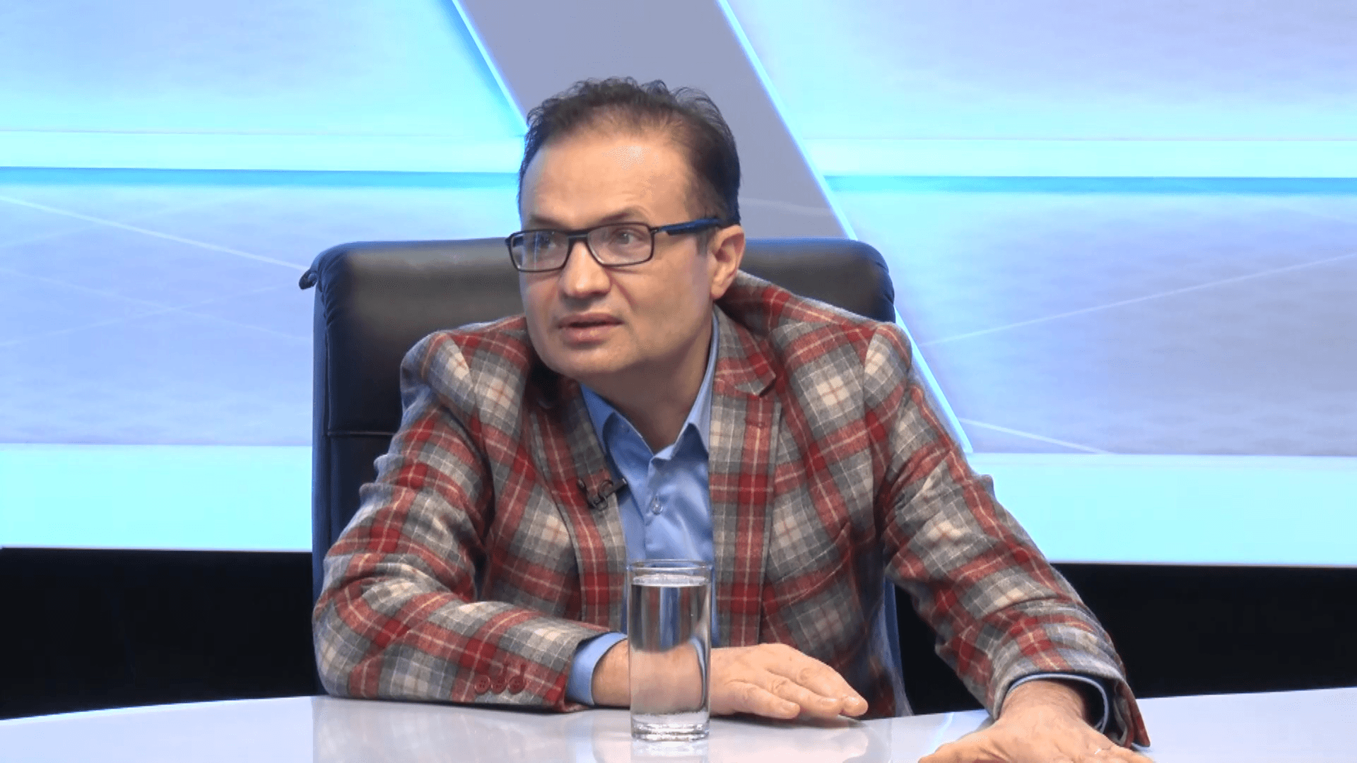 „ANTA e folosită ca o bâtă pentru a proteja gările lui Vîlcu și Andronachi”