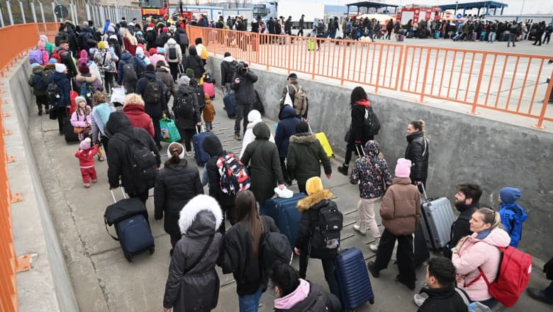 Mai multe alternative de transport pentru refugiații ucraineni