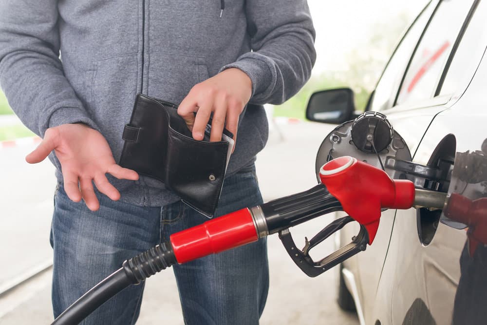 Veste proastă pentru agricultori. Prețul motorinei trece de 26 de lei