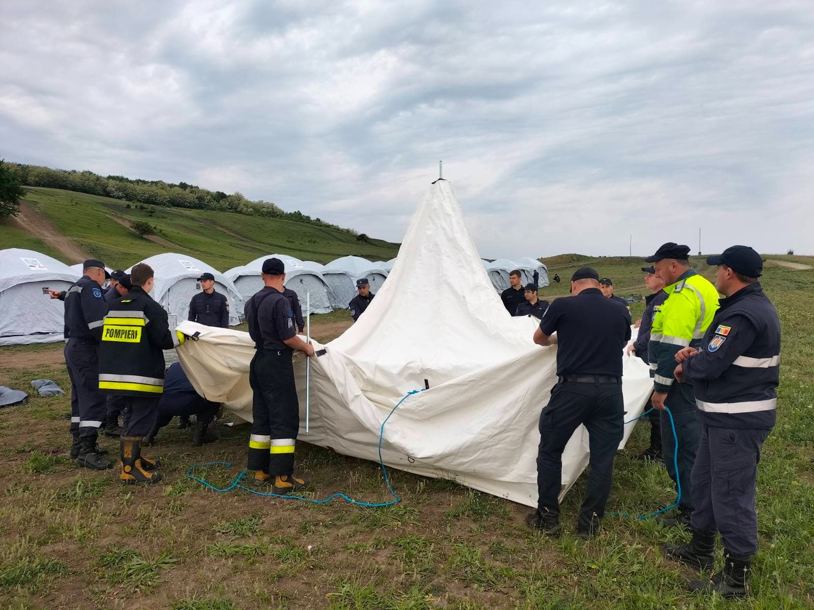 IGSU execută exerciții de teren pentru a ridica nivelul de pregătire