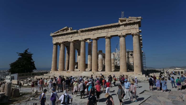 De la 1 iunie, masca nu mai e obligatorie nicăieri în Grecia