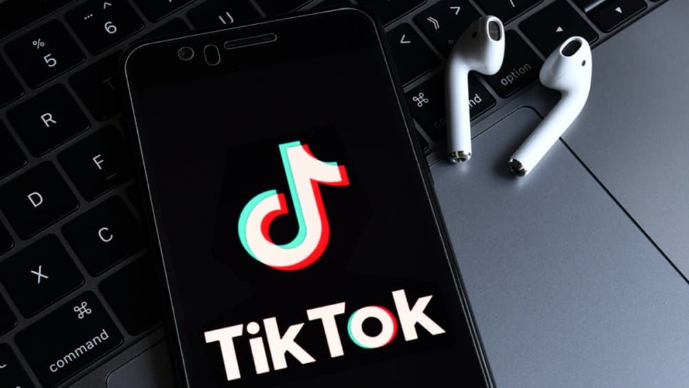 TikTok va împărţi veniturile din reclame cu creatorii de conţinut