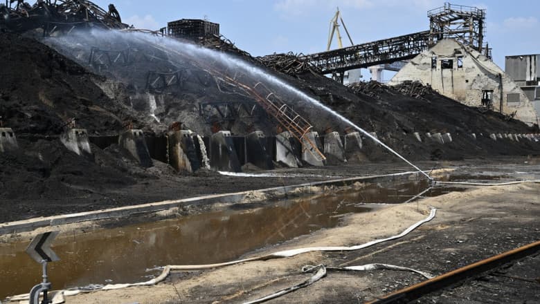 Terminale pentru stocarea cerealelor în Ucraina, lovite de bombardamente
