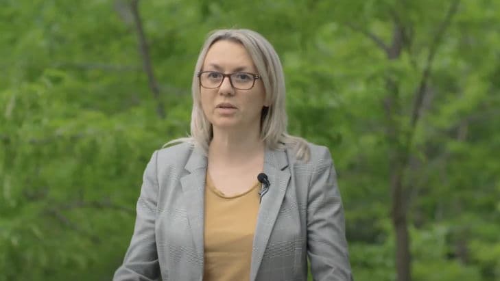 Fără lemne și fără ministru. Cantaragiu a demisionat
