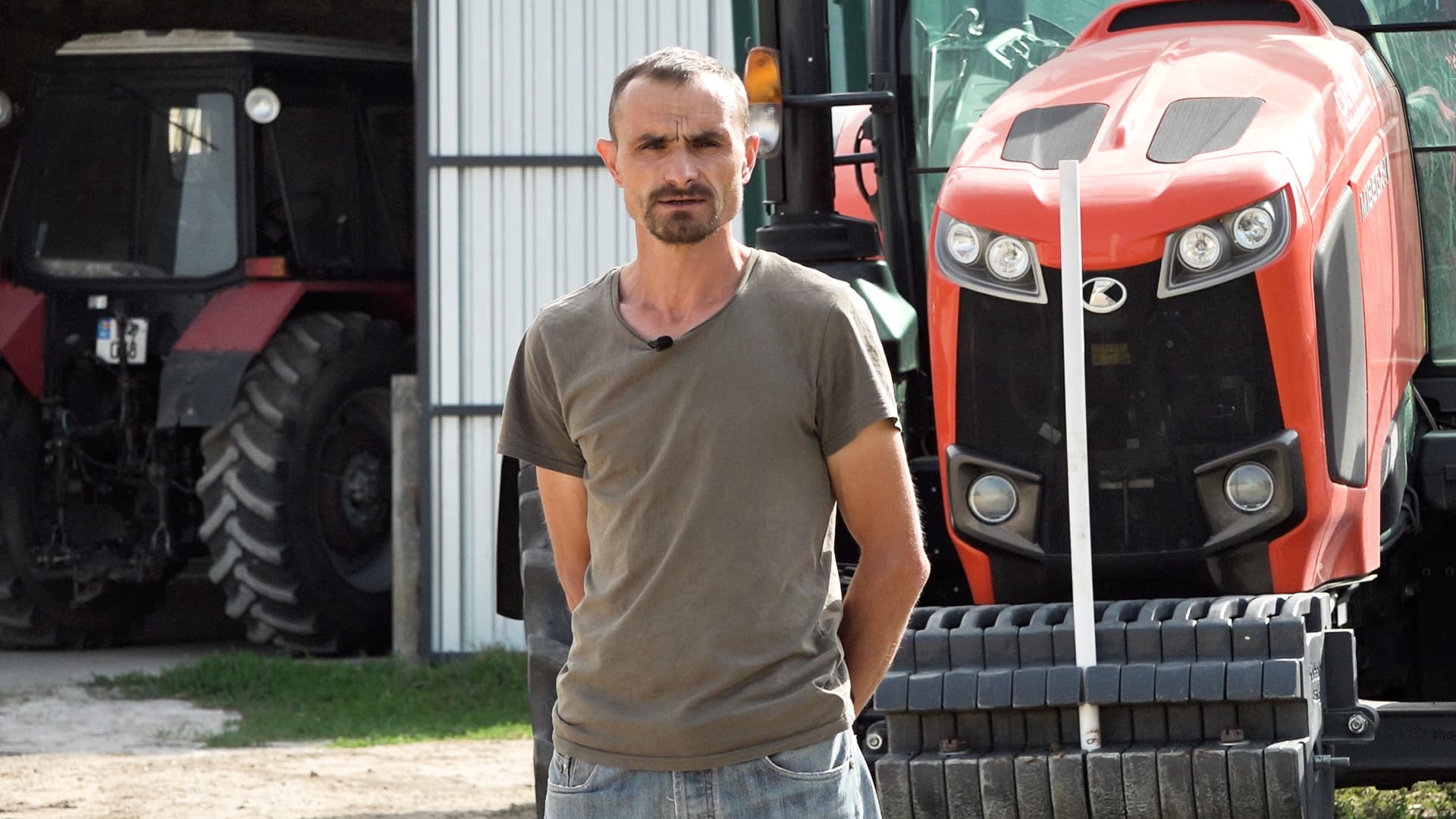 Dinu DRAGOMIR, un agricultor cu casă la oraș și business la țară!