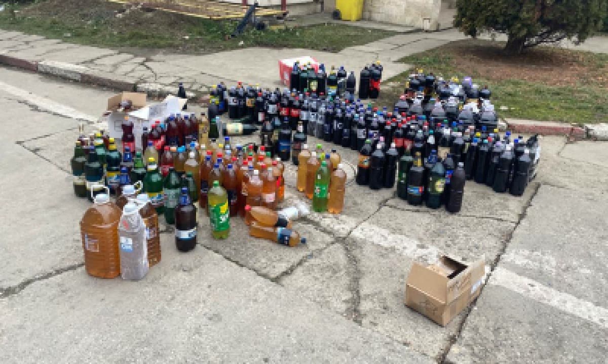 Băuturi alcoolice confiscate la controlul de frontieră / FOTO