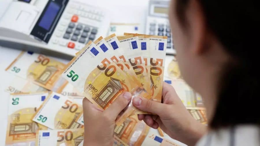 Cursul valutar pentru vineri, 27 ianuarie