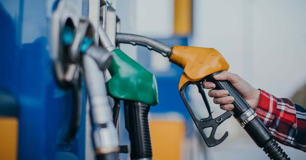 Prețul motorinei și benzinei, tot mai mare