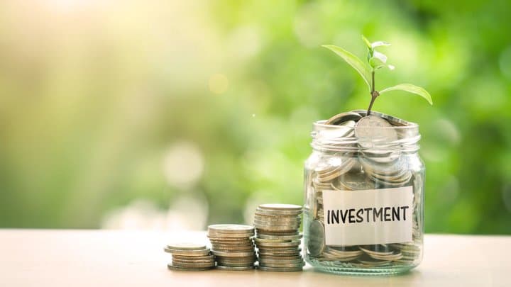 Statul român va garanta investițiile private românești în Moldova