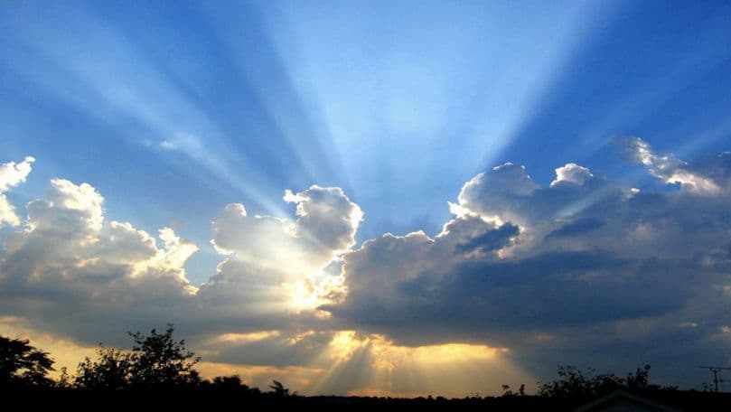 Vreme caldă cu temperaturi în creștere