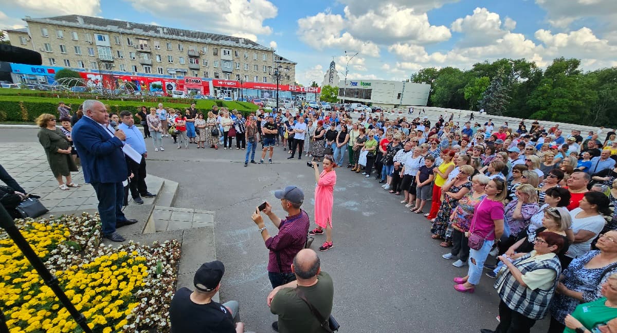 „Vrem patente!” Comercianții din Norul țării protestează