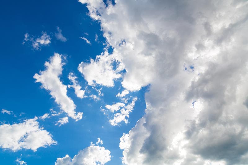 Vremea relativ stabilă pentru joi, prognozează meteorologii