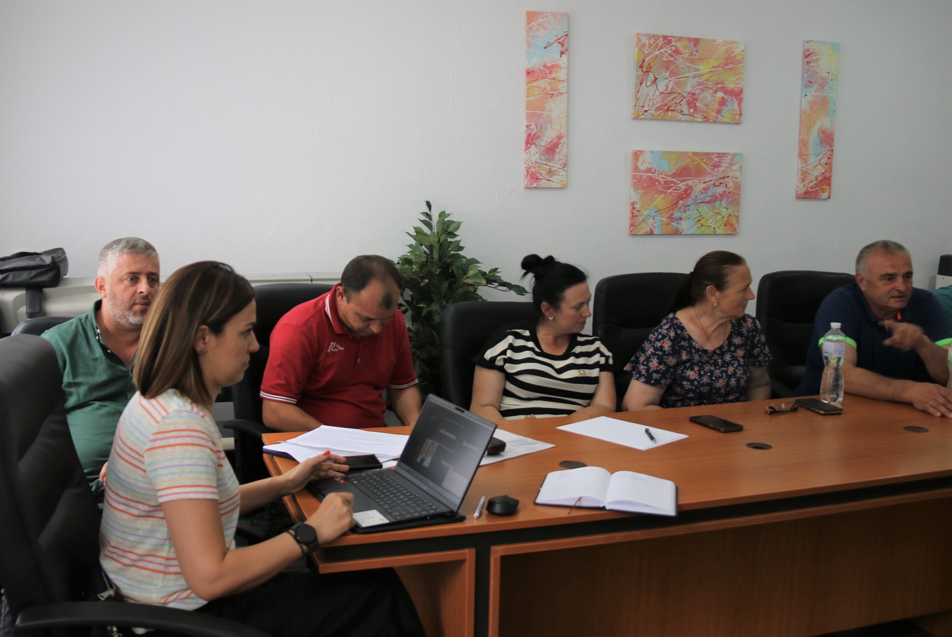 Subvenții și granturi pentru sectorul de producere a laptelui