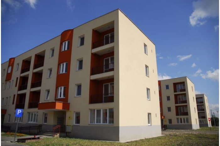Mai mulți moldoveni vor putea beneficia de locuințe sociale