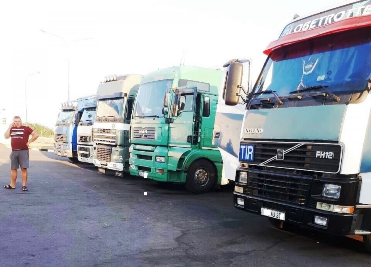 80% din camioanele care tranzitează Moldova transportă cereale ucrainene