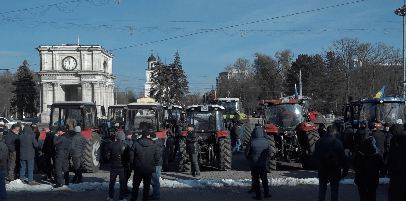 Agricultorii nu renunță la proteste. Aceștia vor reveni, săptămâna viitoare, în fața Guvernului