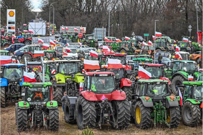 Ucraina trimite o delegație pentru negocieri la granița cu Polonia