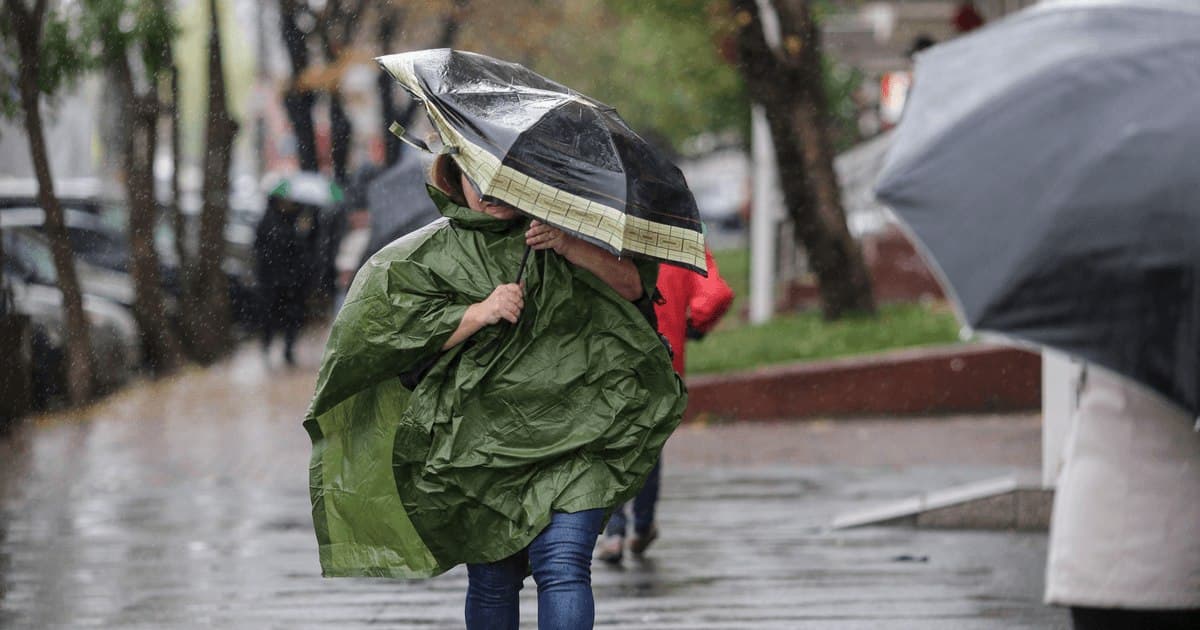 Ploi, vânt și temperaturi scăzute