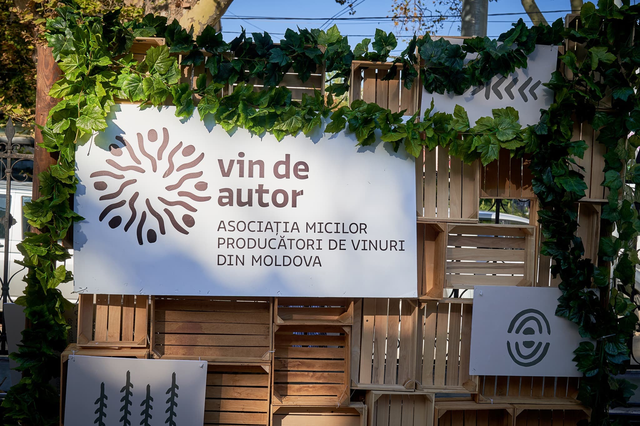 Festivalul Vinului de Autor a adunat peste 4500 pasionați de vin în cele 2 zile de eveniment