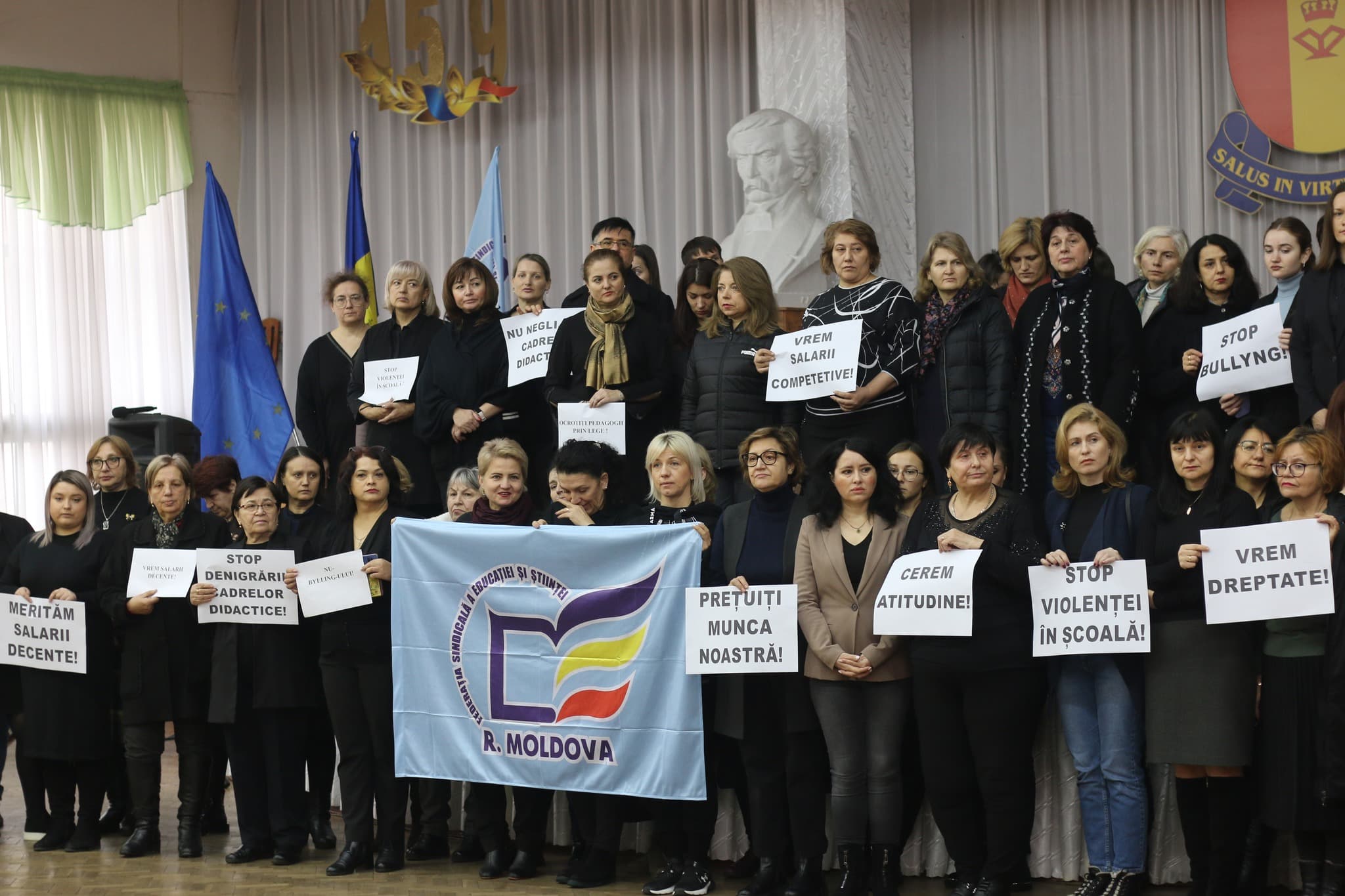 Profesorii pregătesc proteste în toată Moldova
