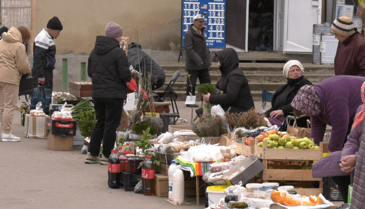 Începutul primăverii, dă startul unui adevărat maraton de comercializare a semințelor la piețele din Moldova