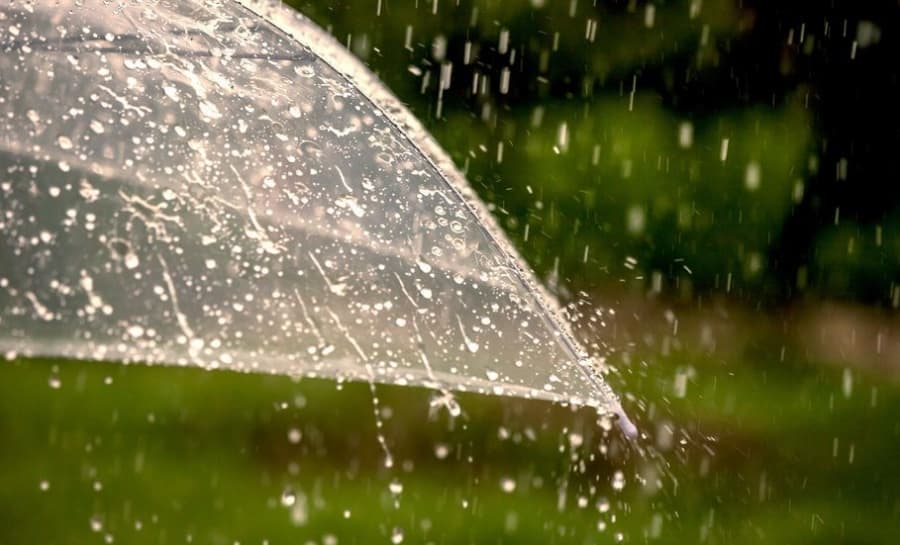 Vreme caldă în sud, dar ploi slabe în nordul țării