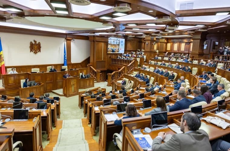 Liderii fracțiunilor din Parlamentul de legislatura a XII-a