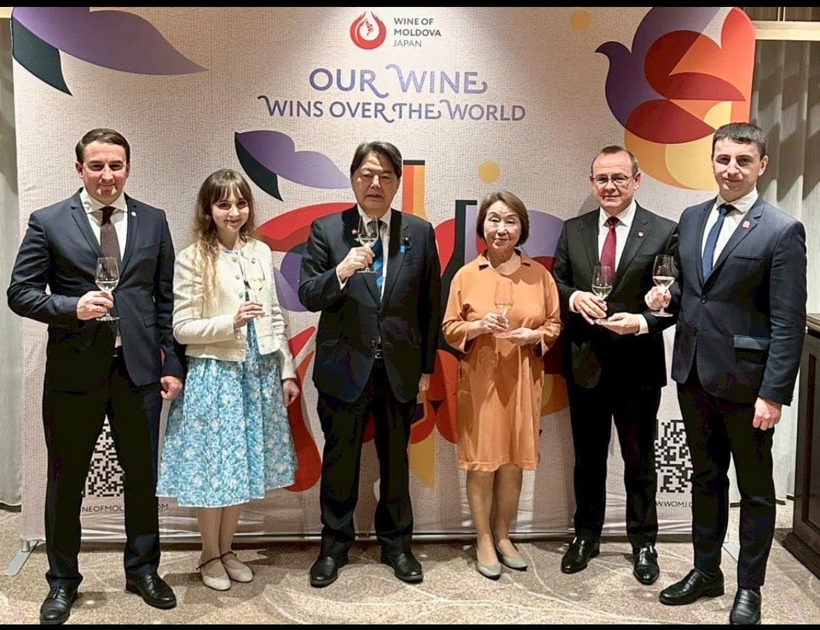 Vinurile moldovenești cuceresc Japonia: Peste 400 mii litri exportați în 2024
