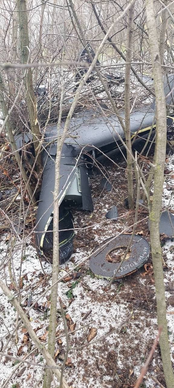 O dronă cu explozibil a fost găsită în grădina unei case din Crocmaz, Ștefan Vodă