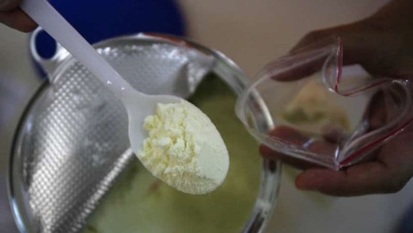 Un lot de lapte praf, rechemat. Prezintă risc pentru copii