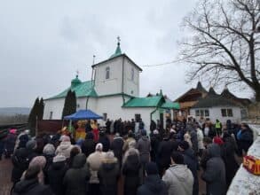 Episcopia de Ungheni cere anularea transferului bisericii din Dereneu