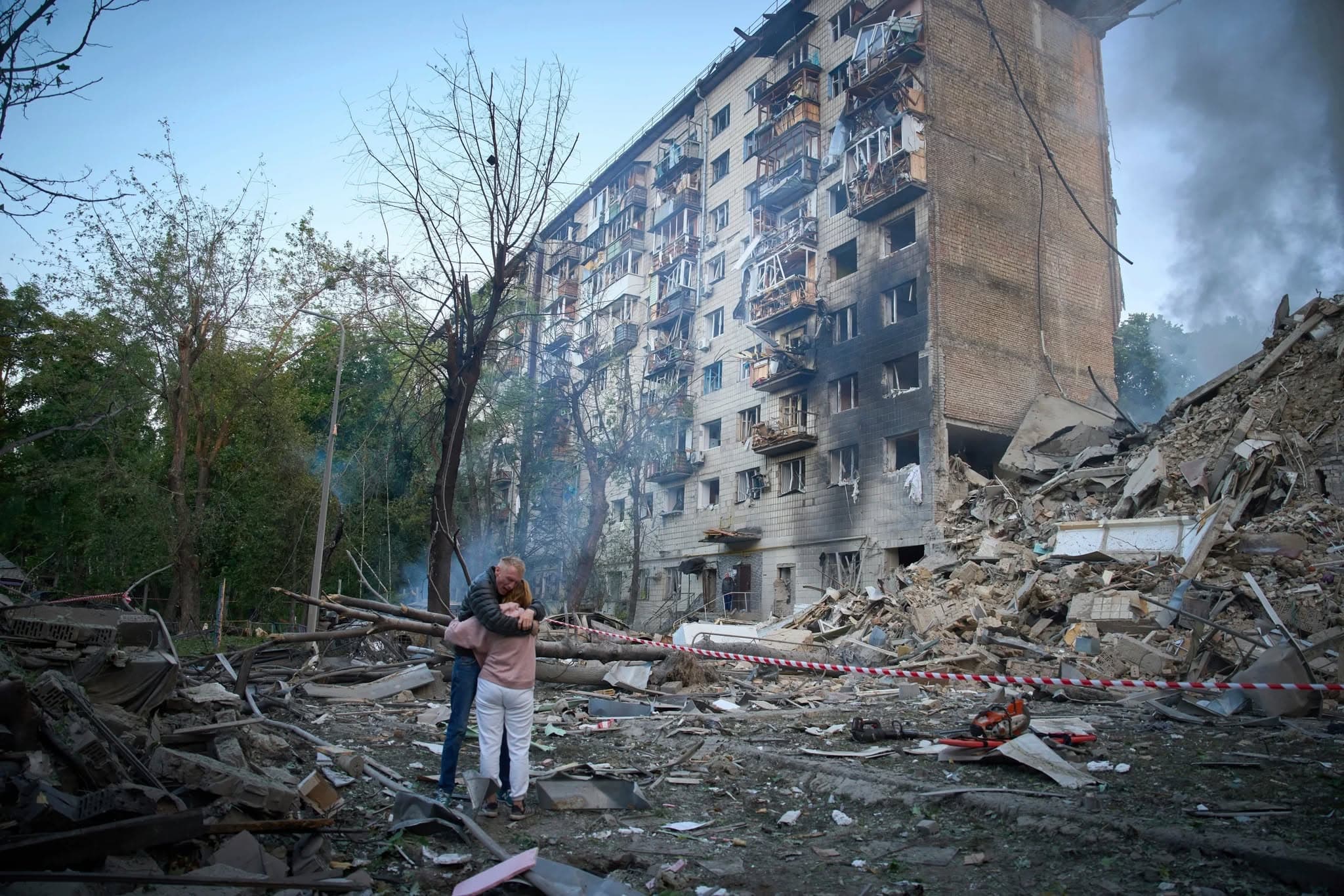 La patru ani de la invazie, Zelenski declară că Ucraina și-a apărat independența și luptă pentru o pace durabilă