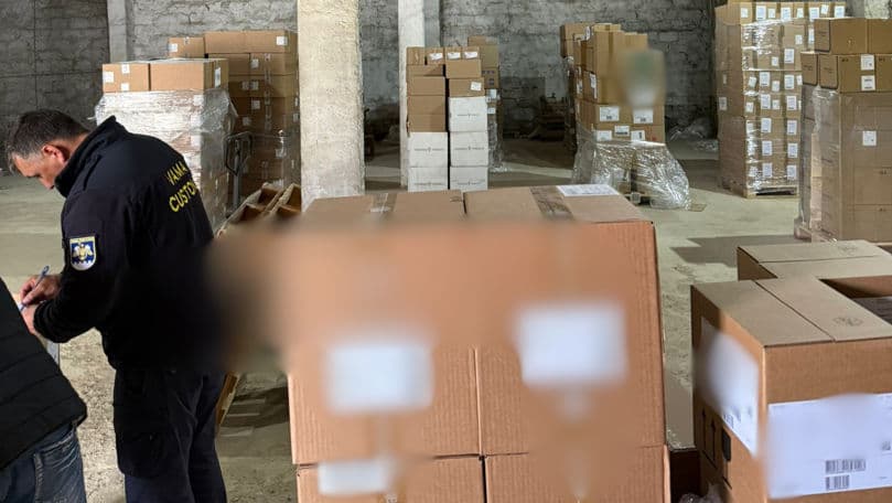 Contrabandă cu medicamente de peste două milioane de lei, destructurată de oamenii legii