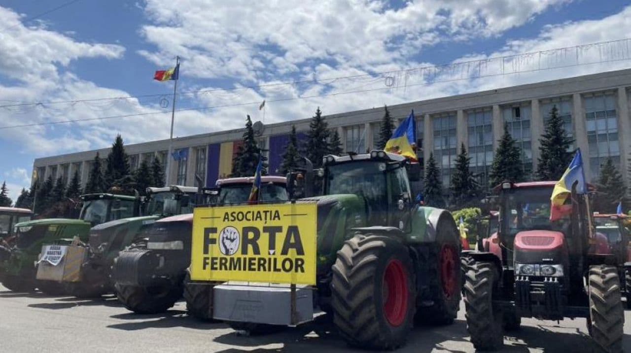 Agricultorii vor ieși la proteste masive