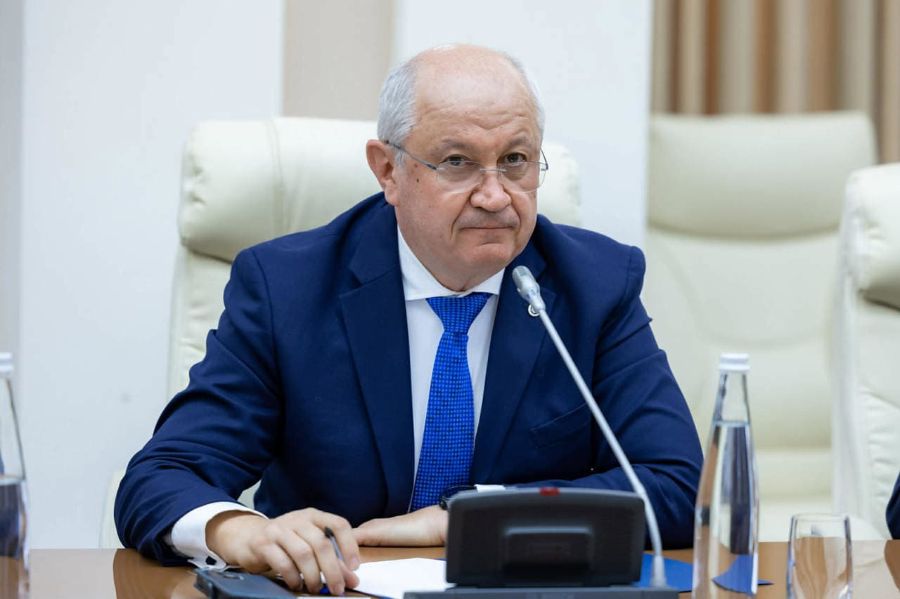 Alexandru Munteanu își încheie mandatul de prim-ministru al Republicii Moldova