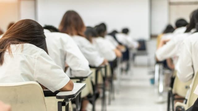 Mai multe note de 10 la bacalaureat după examinarea contestațiilor