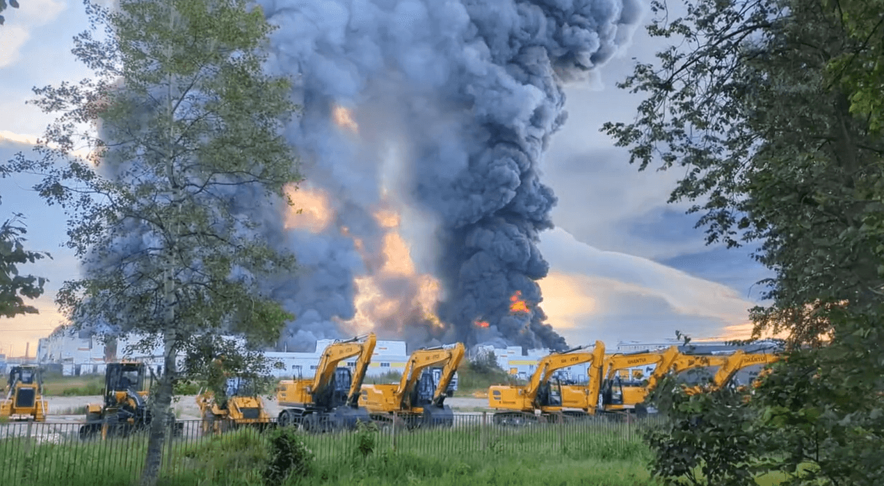 Ucraina a atacat din nou depozite din apropierea Sankt Petersburgului în care se presupune că se afla armament